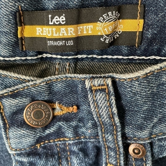LEE REGULAR FIT STRAIGHT LEG JEANS SIZE 34X30 - Picture 2 of 9